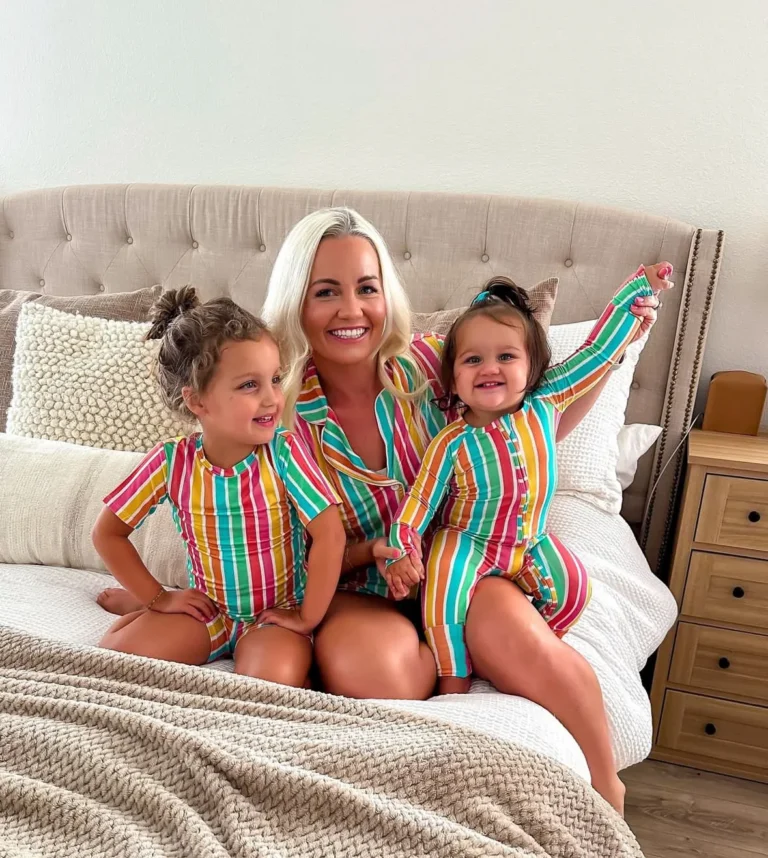 Cute and Vibrant PJs For Summer With Bums and Roses